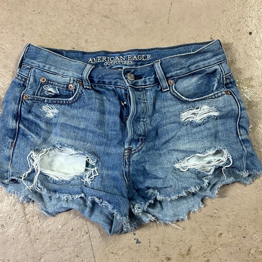 American eagle mom jean shorts